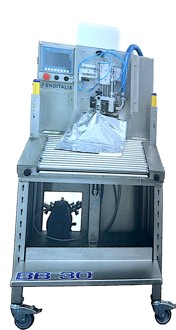 Liquid bottling equipment at Bag-in-Box BB30